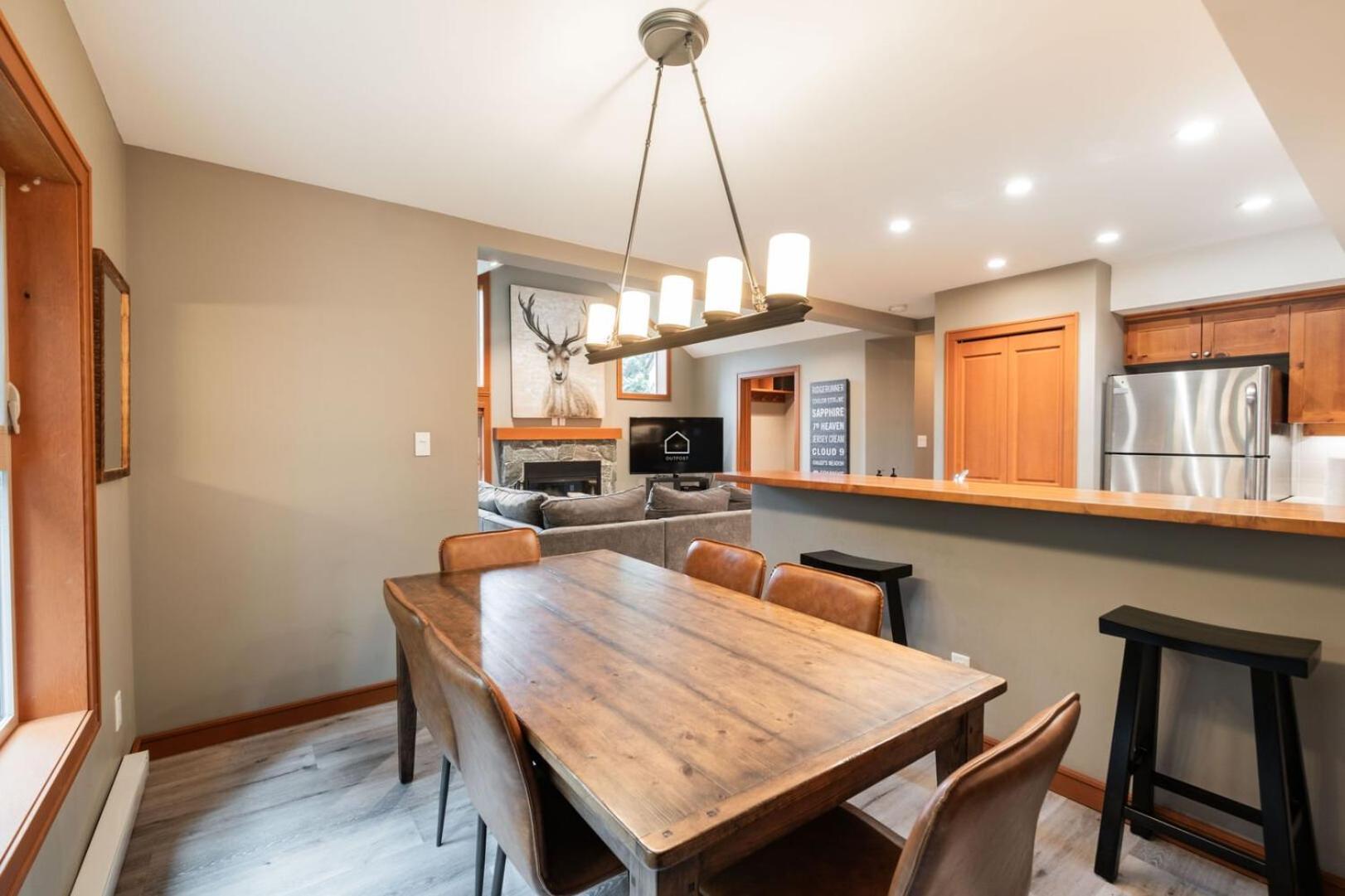Treeline By Outpost * Whistler